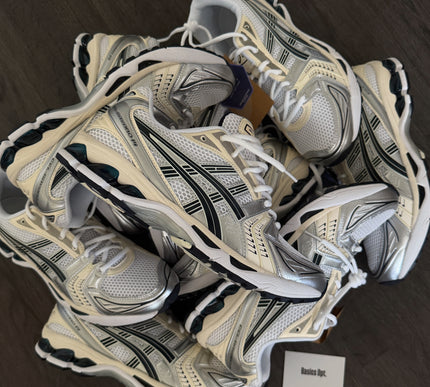 Gel Kayano 14 White Midnight